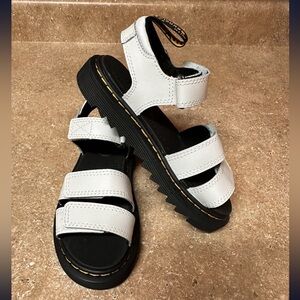 Kids Dr Marten sandals